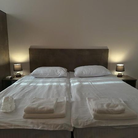 Bina N28 Hotel Kutaisi Luaran gambar