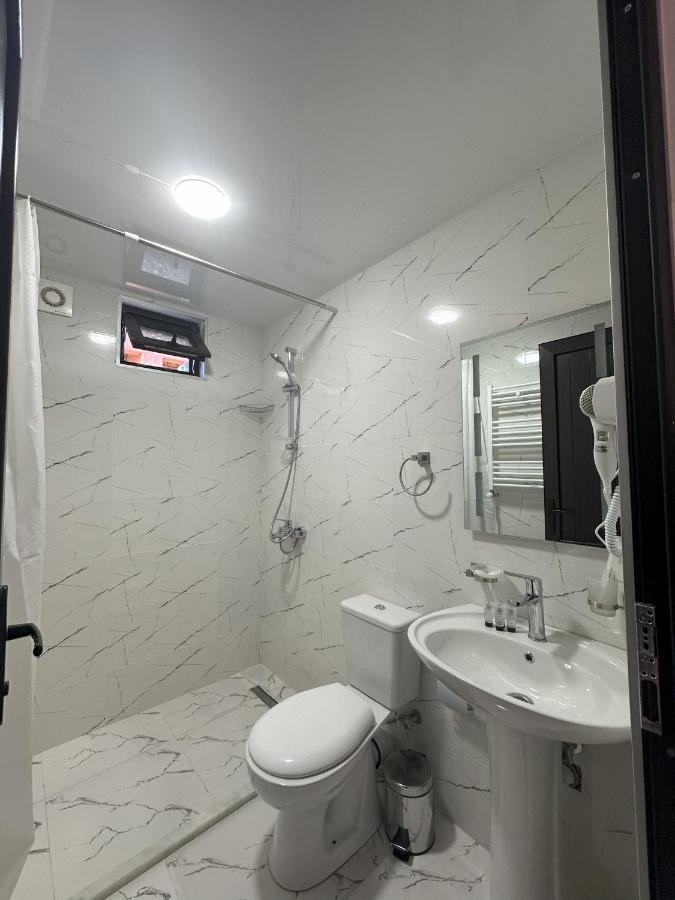 Bina N28 Hotel Kutaisi Luaran gambar