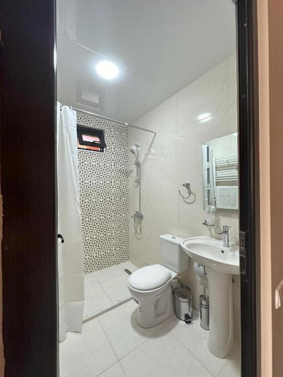 Bina N28 Hotel Kutaisi Luaran gambar